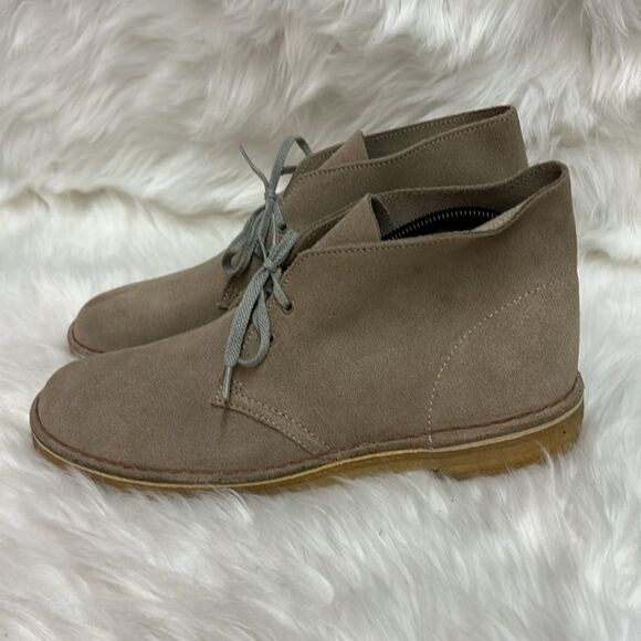 Clarks Men\'s‎ Desert Coal in Stone Suede Chukka Boots Size 8.5 B26 main image 12